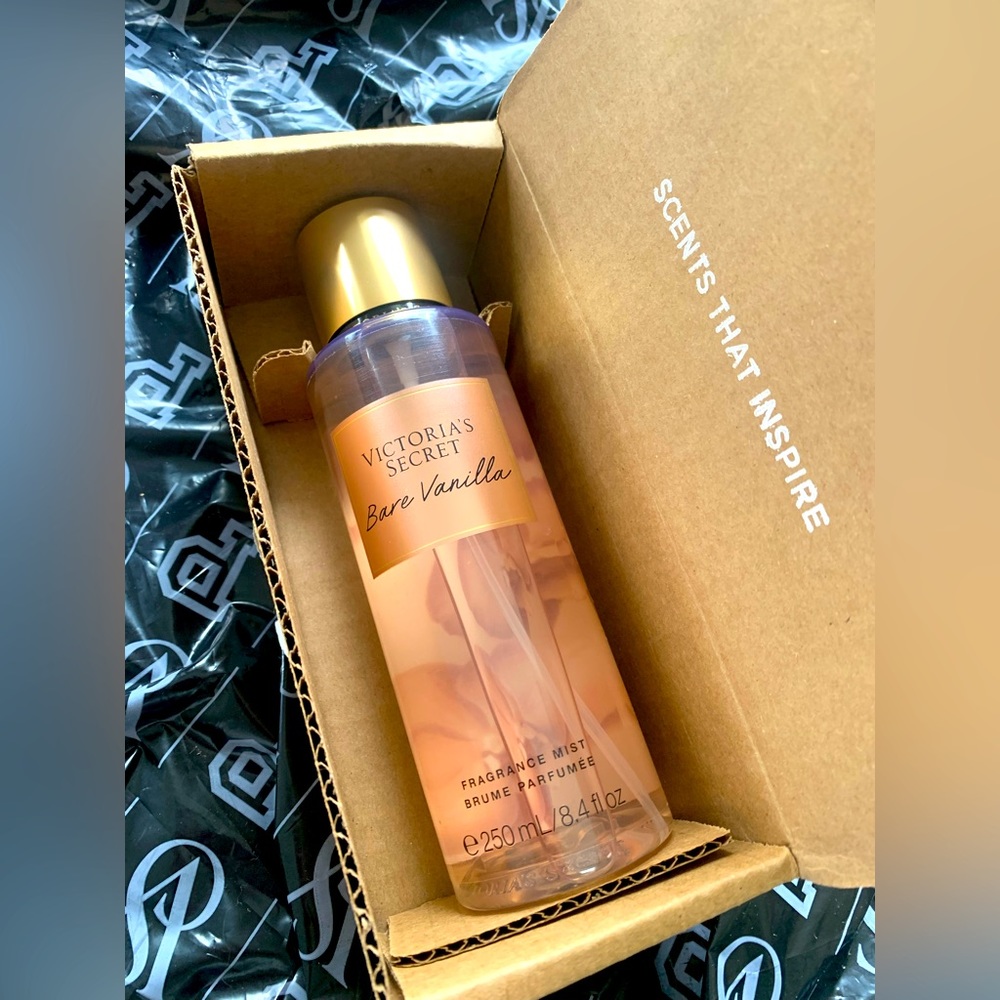 NWT VICTORIA’S SECRET FRAGANCE MIST BARE VANILLA